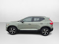 2023 Volvo XC40 Plus Dark Theme